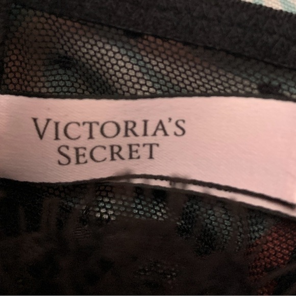 Victoria Secret Bundle - Picture 3 of 4
